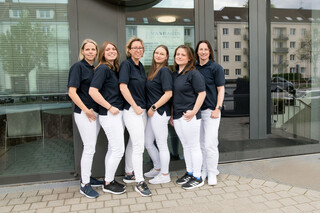 MVZ-Schlump-One-Teambild_c_Klinik_Manhagen